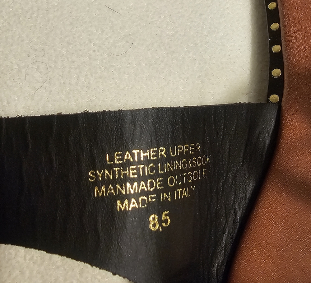 COACH AND FOUR Black Slide Womens Sandals with Gold Accents. SIZE 8.5 - Picture 5 of 14